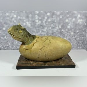 🌱 Jurassic World Carnotaurus Dinosaur  Baby Egg Hatching